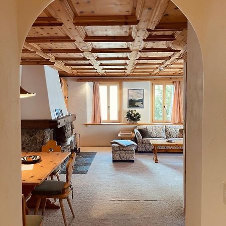 Apartament Chesa Coronella La Punt-Chamues-ch Zewnętrze zdjęcie